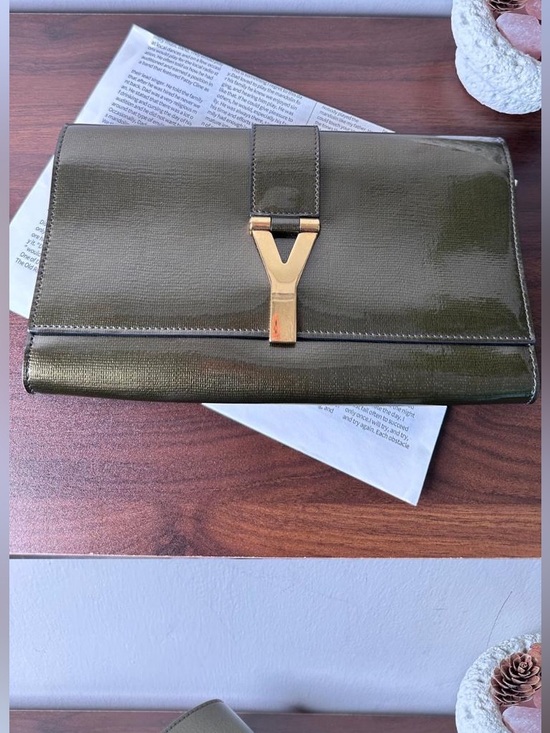 Saint Laurent Handbags - Saint Laurent Chyc patent leather wallet